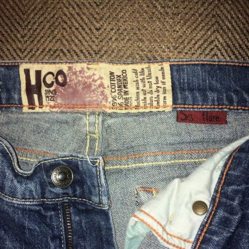 Hollister size 5, no stretch